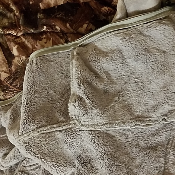 Beautiful faux fur jacket - Picture 4 of 4